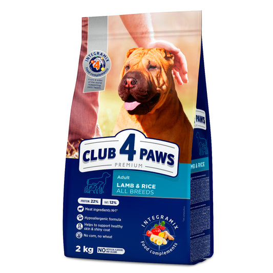 CLUB 4 PAWS Premium visavertis sausas maistas suaugusiems visų veislių šunims su ėriena ir ryžiais
